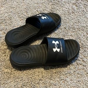 Women’s black underarmour size 9 slides